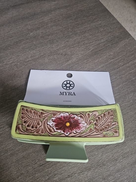 Myra Bag Accessories - Myra Accessories 5 Inch Green Floral Leather Hair Clip - NWT